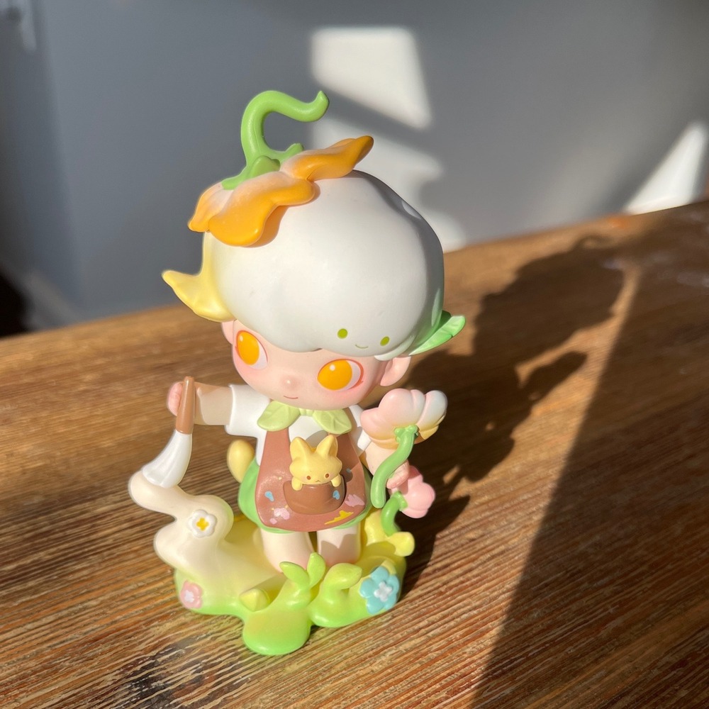 Pop Mart Hirono City of Mercy Series Flower Gardener Vinyl Art Toy Figure